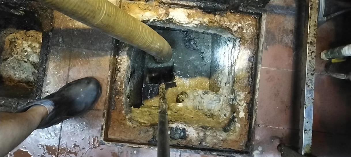 石柱污水池清理一般都有毒气，怎么预防中毒呢？