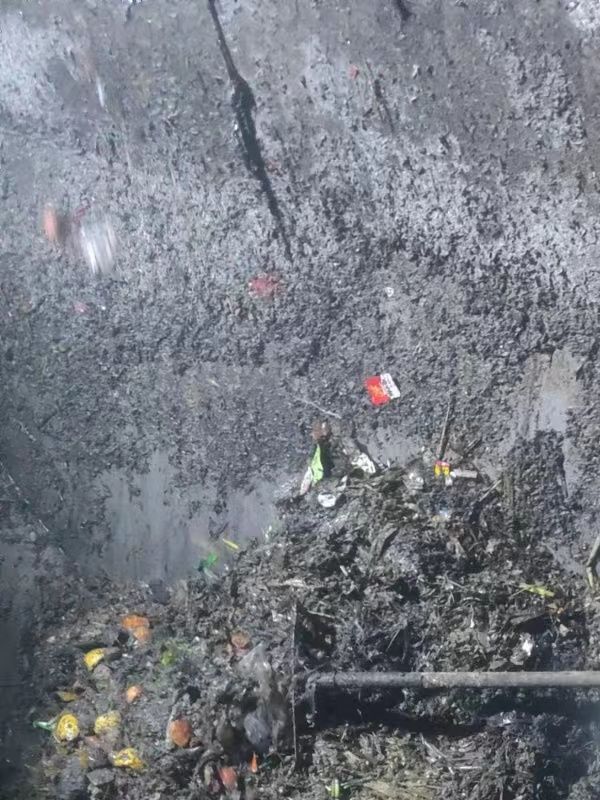 石柱污水池清理